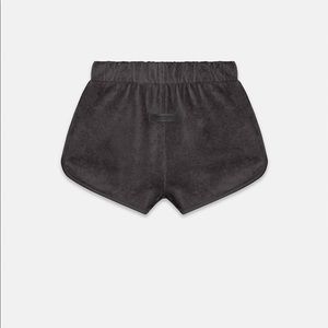 Fear of god essentials velour beach short